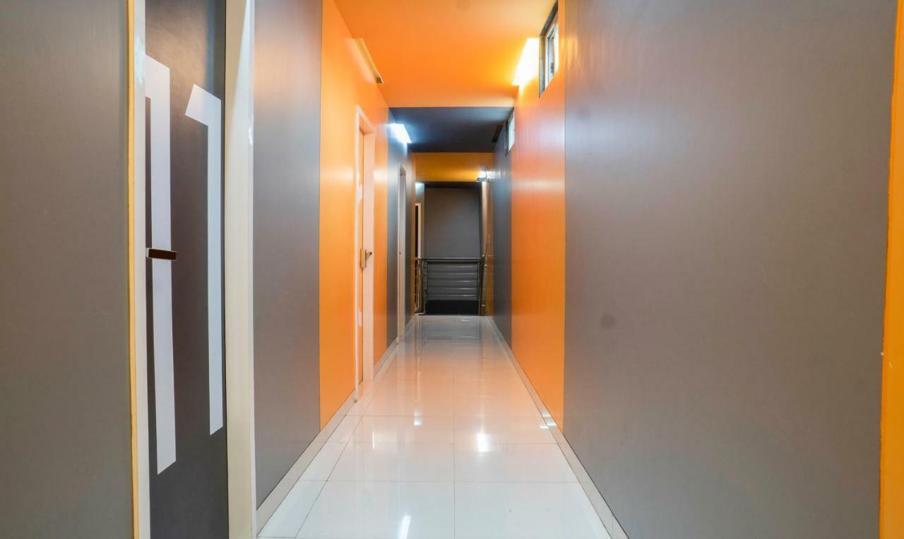 Oyo Flagship 13885 Metro Residency Hotel Mumbai Luaran gambar