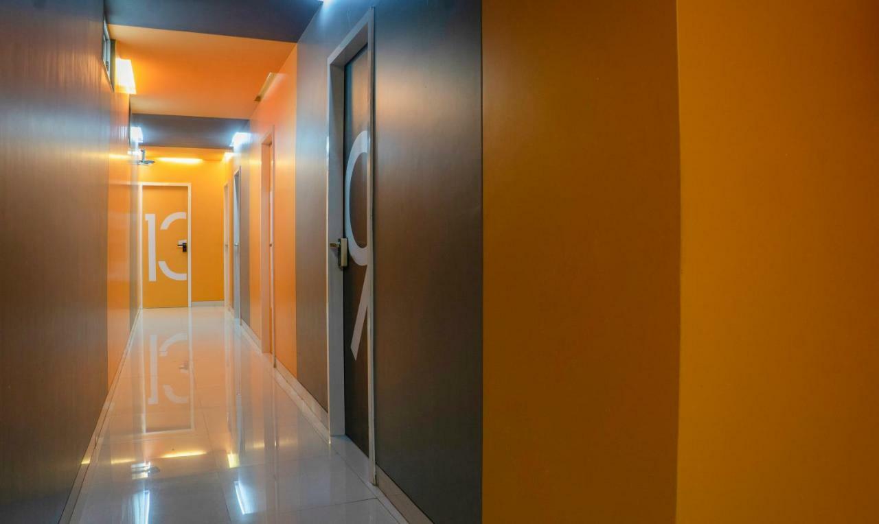 Oyo Flagship 13885 Metro Residency Hotel Mumbai Luaran gambar