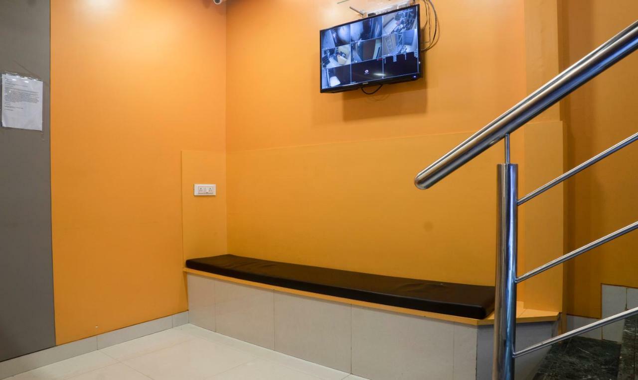 Oyo Flagship 13885 Metro Residency Hotel Mumbai Luaran gambar